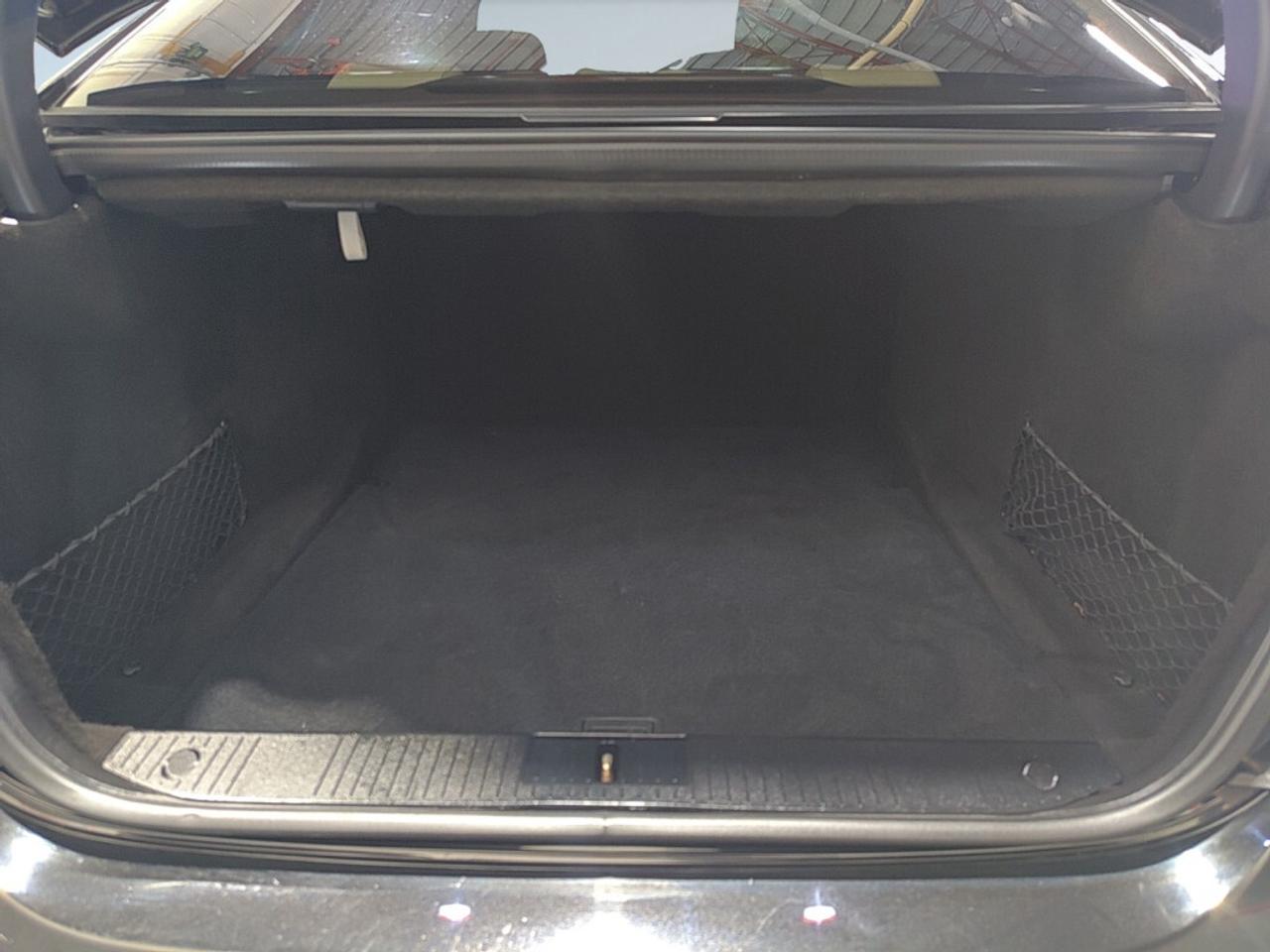 2013 Mercedes-Benz S-Class S 550 4MATIC LWB / NAV / Leather / Sunroof / Very Photo