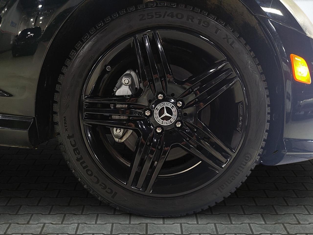 2013 Mercedes-Benz S-Class S 550 4MATIC LWB / NAV / Leather / Sunroof / Very Photo