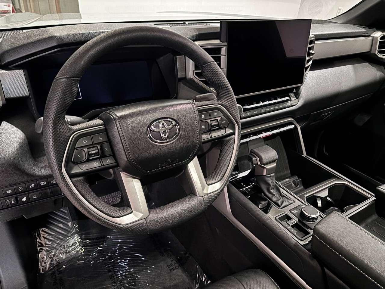 2026 Toyota Tundra 4X4 CrewMax Limited Photo