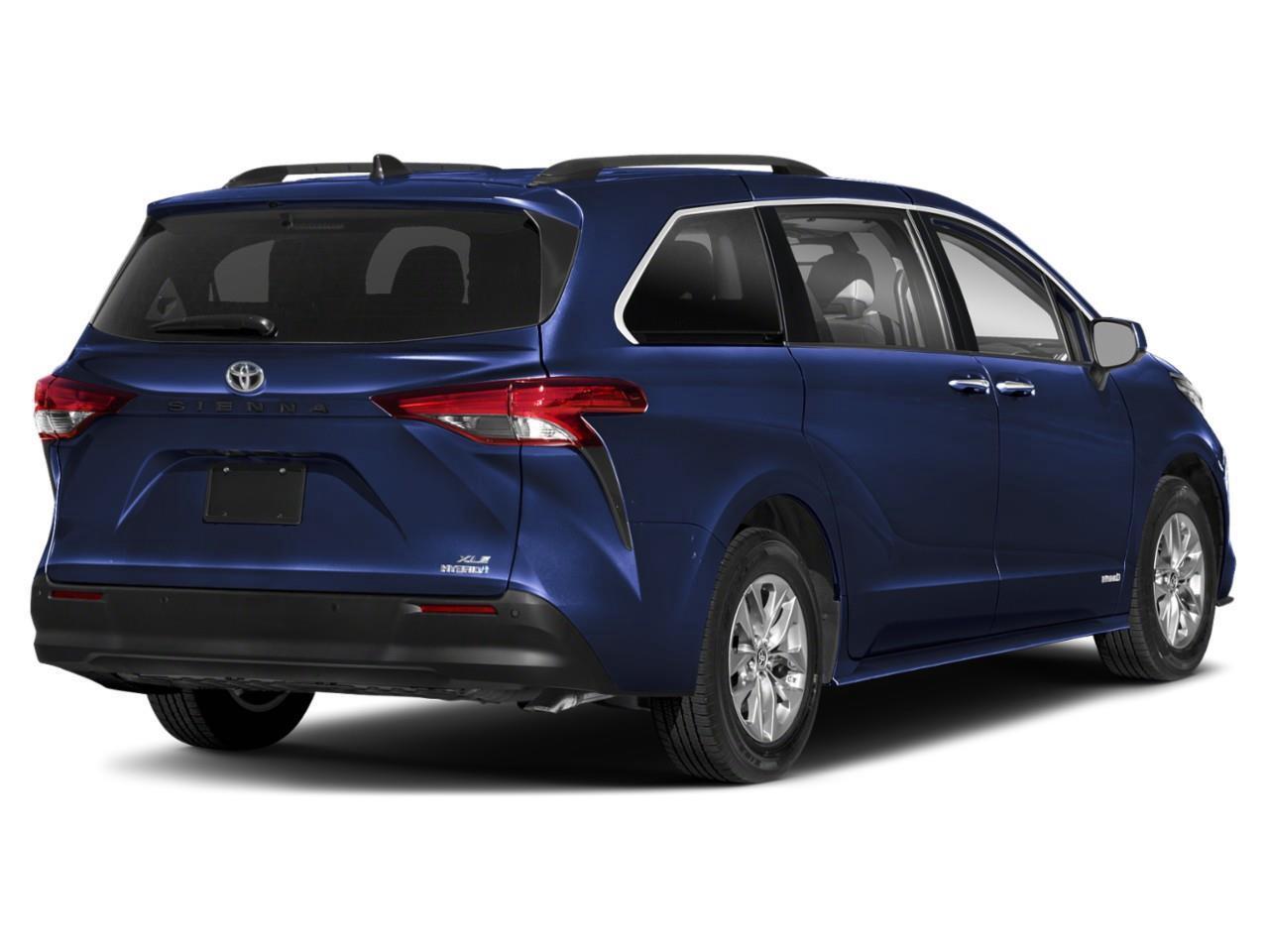 2024 Toyota Sienna XLE 8-Passenger Photo