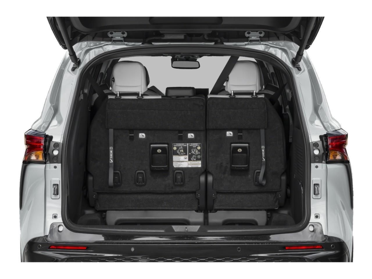 2025 Toyota Sienna XSE 7-Passenger Photo