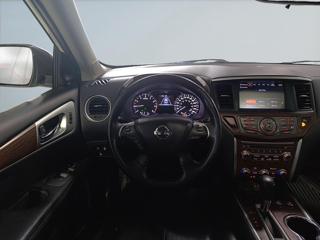 2019 Nissan Pathfinder Platinum / 7 Seater / NAV / Sunroof / Leather / Dr Photo