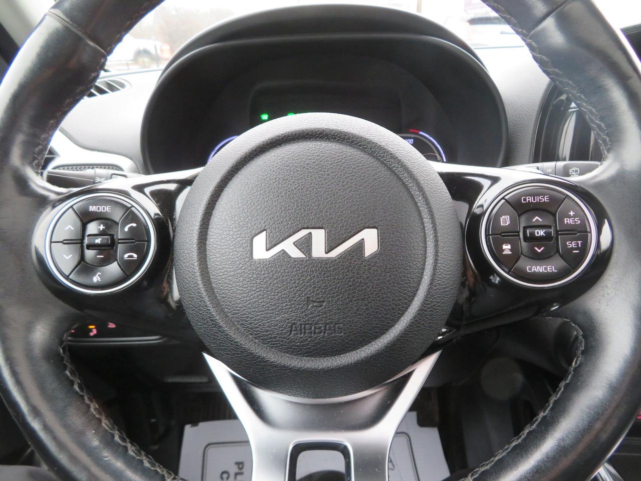 2022 Kia Soul EV EV Limited Auto Photo