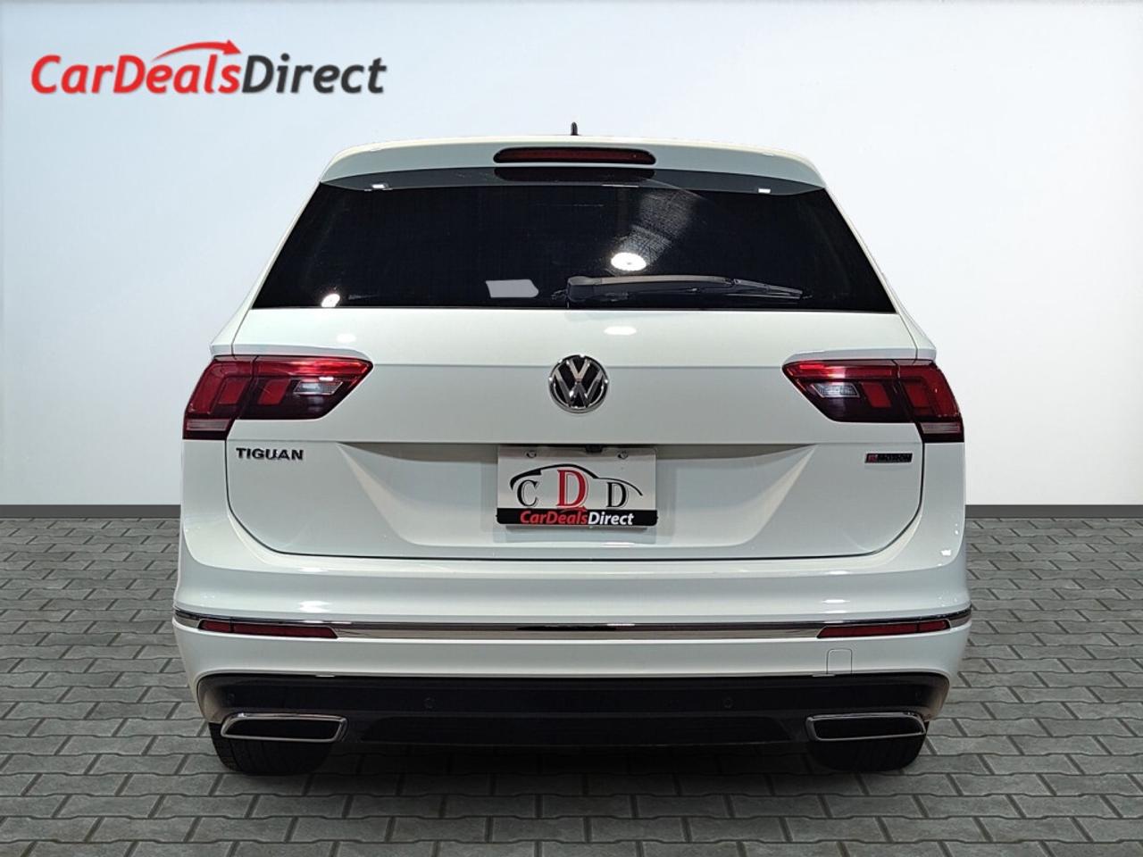 2021 Volkswagen Tiguan R-Line Highline 4MOTION / NAV / Leather / Sunroof Photo