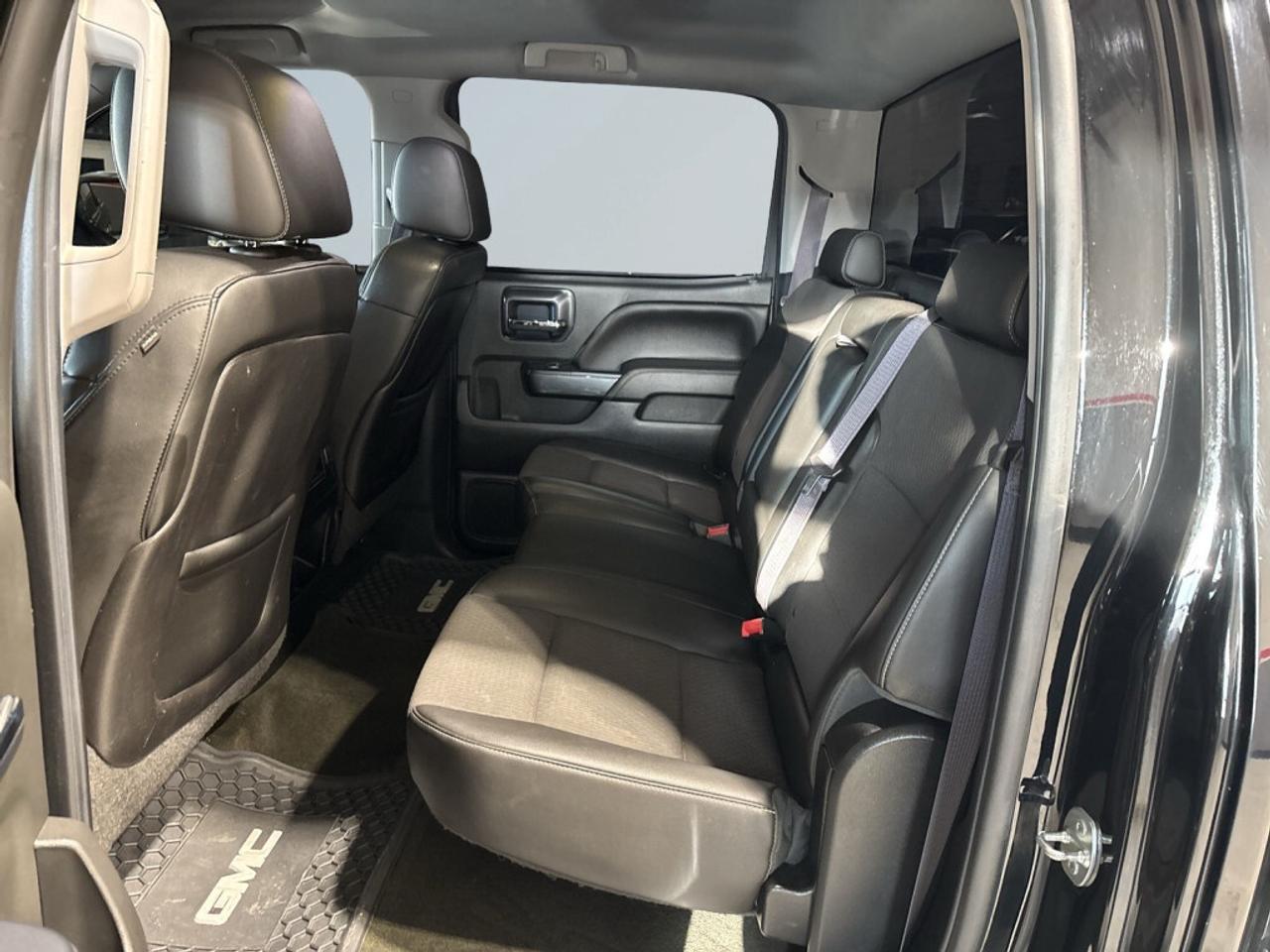 2014 GMC Sierra 1500 SLE 4X4 Elevation Crew Cab 5.75 ft. box 143.5 in. Photo