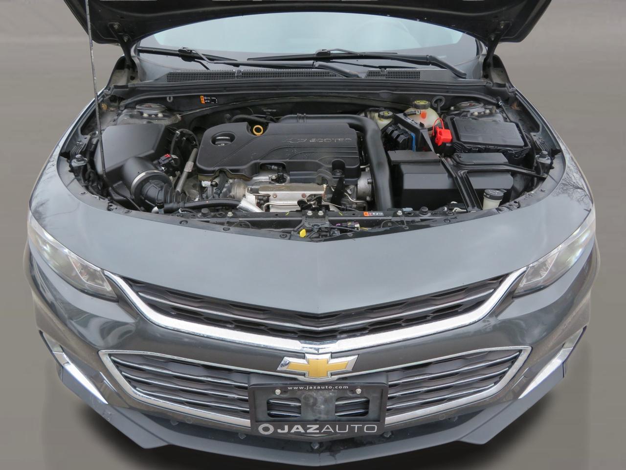 2016 Chevrolet Malibu 4dr Sdn LT w/1LT Photo