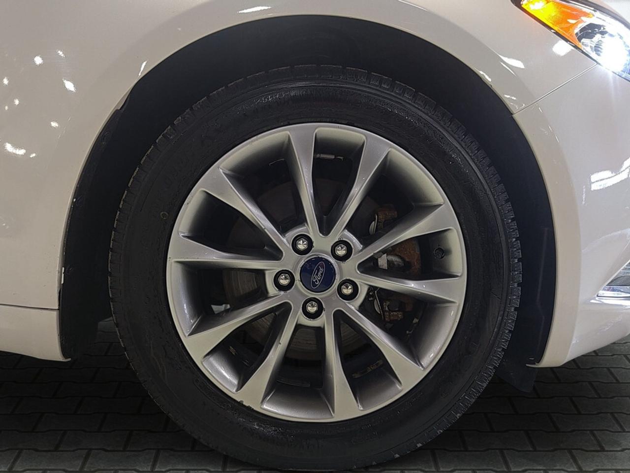 2018 Ford Fusion Energi Titanium Plug in Hybrid / Leather / Sunroof / NAV Photo