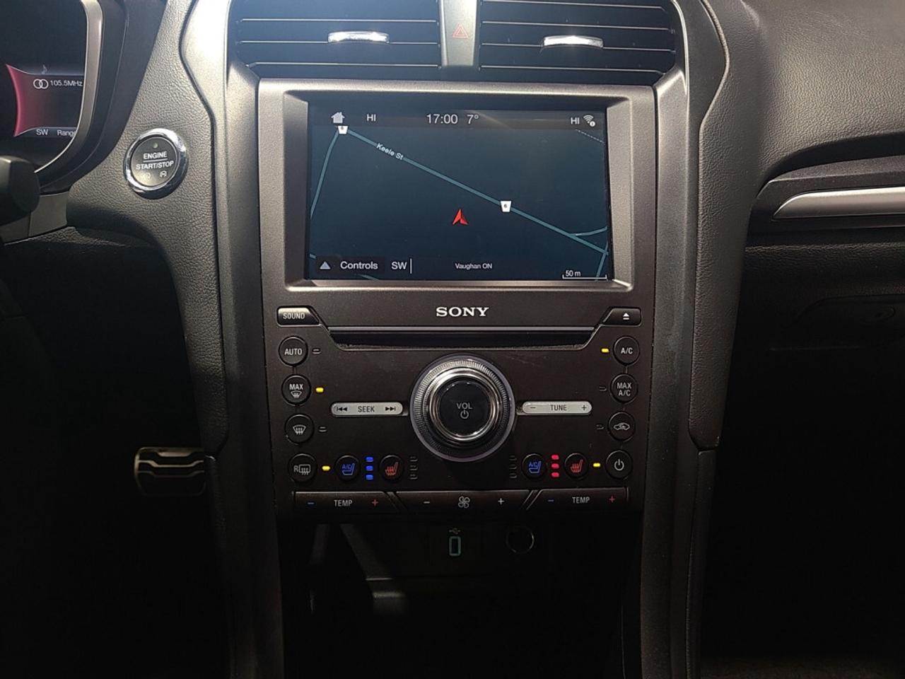 2018 Ford Fusion Energi Titanium Plug in Hybrid / Leather / Sunroof / NAV Photo