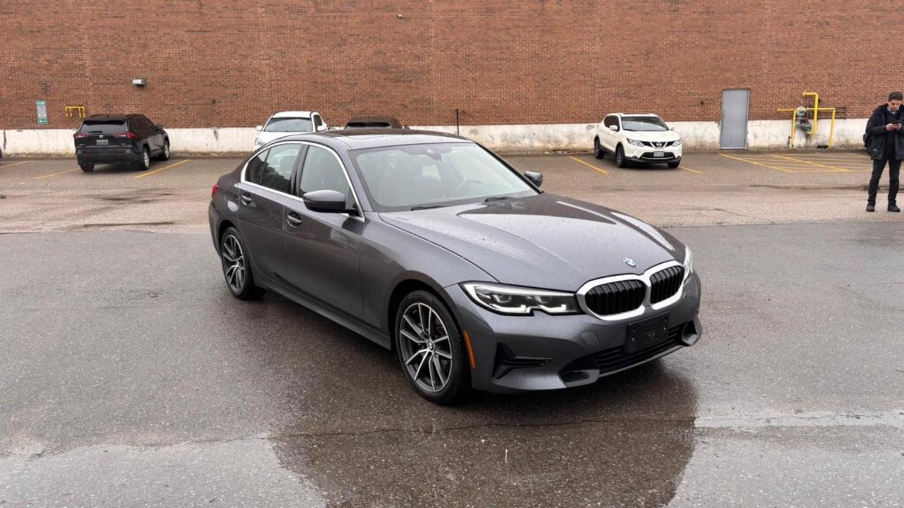 2020 BMW 330i i xDrive /Clean Carfax/NAVI/Sunroof/Leather/ Lane Photo