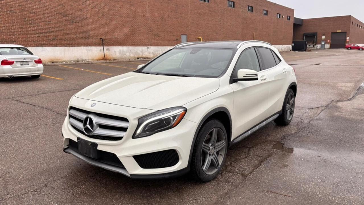 2015 Mercedes-Benz GLA-Class 4MATIC/NAVI/Leather/Sunroof/Bluetooth/Back Up Cam/ Photo