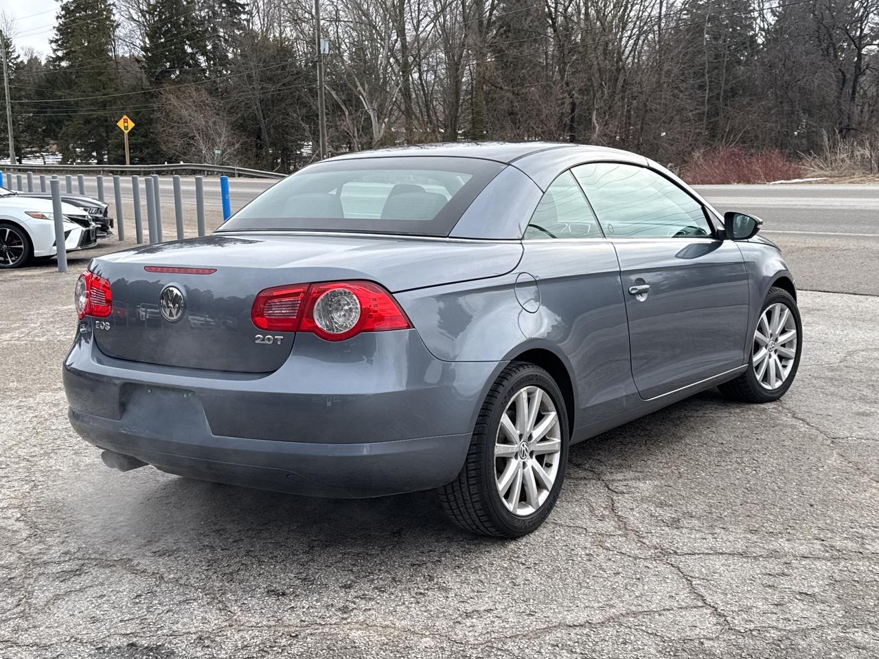 2009 Volkswagen Eos Trendline Photo