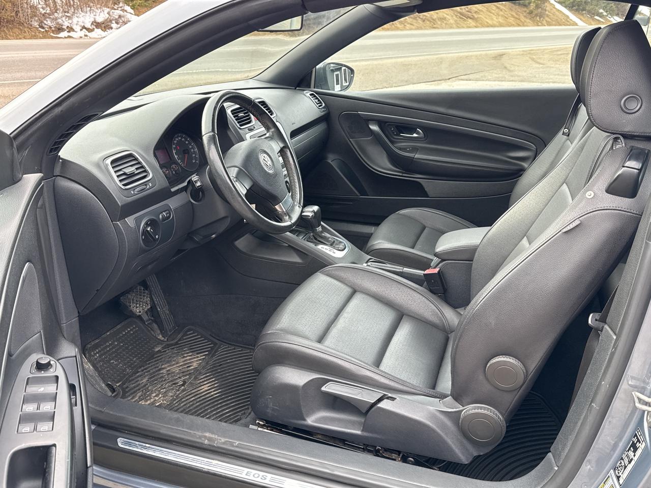 2009 Volkswagen Eos Trendline Photo