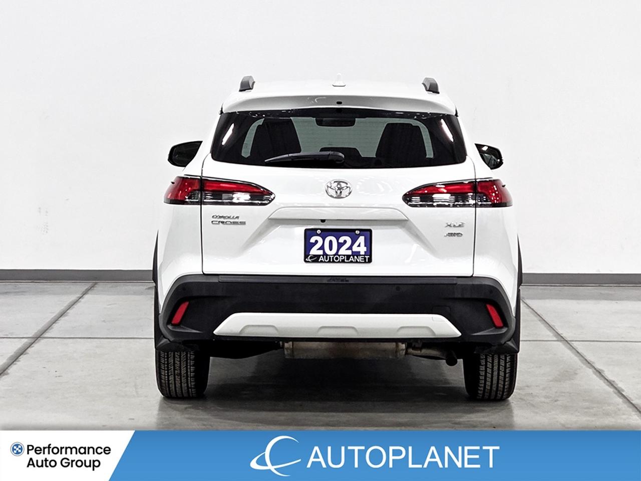 2024 Toyota Corolla Cross XLE AWD, Sunroof, Back Up Cam, Android Auto! Photo