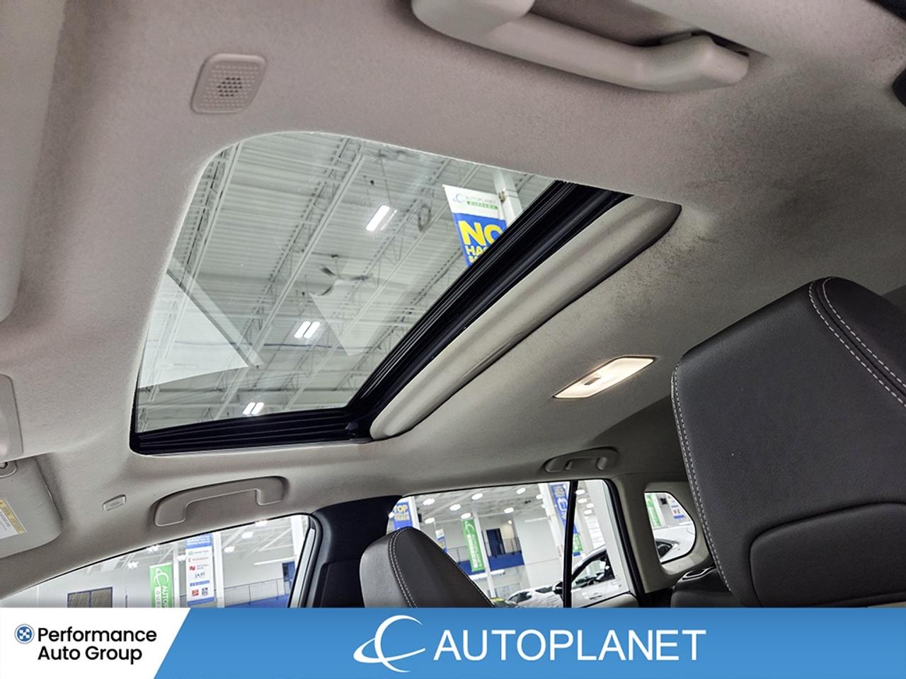 2024 Toyota Corolla Cross XLE AWD, Sunroof, Back Up Cam, Android Auto! Photo