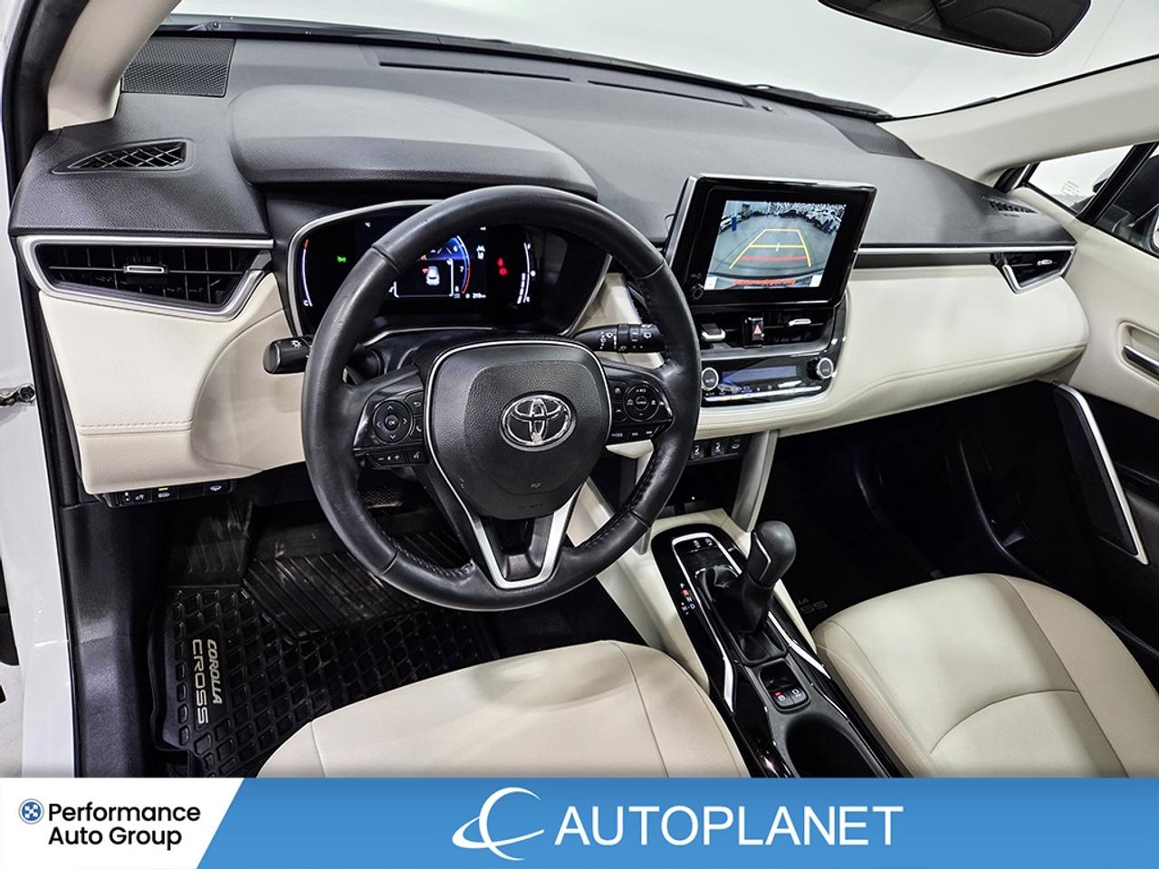 2024 Toyota Corolla Cross XLE AWD, Sunroof, Back Up Cam, Android Auto! Photo