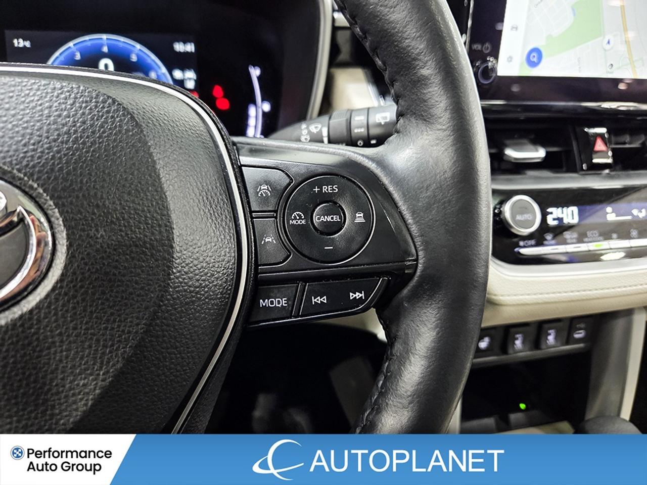 2024 Toyota Corolla Cross XLE AWD, Sunroof, Back Up Cam, Android Auto! Photo