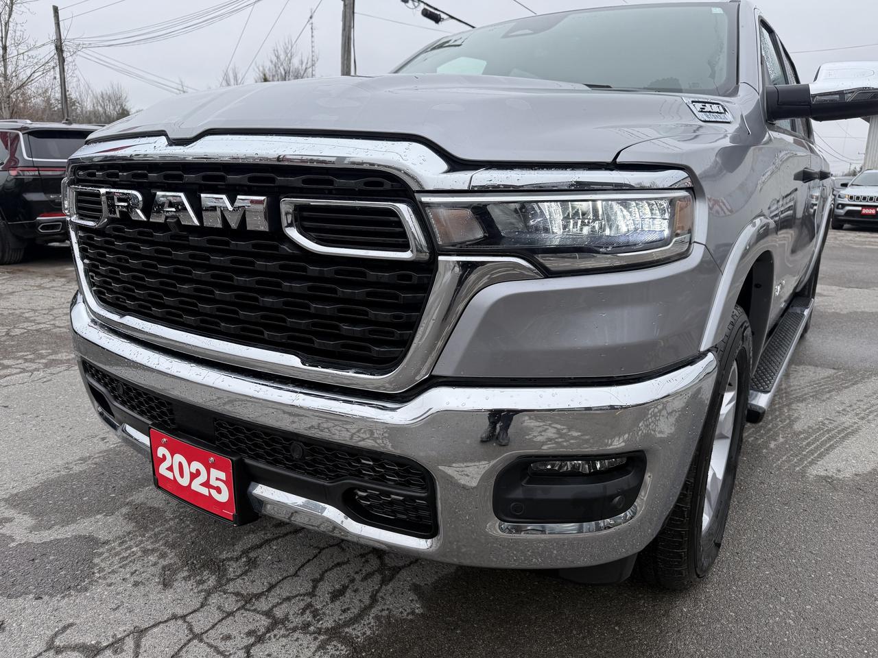 2025 RAM 1500 Big Horn 4x4 Crew Cab 5'7 - Nav - Split Tailgate! Photo