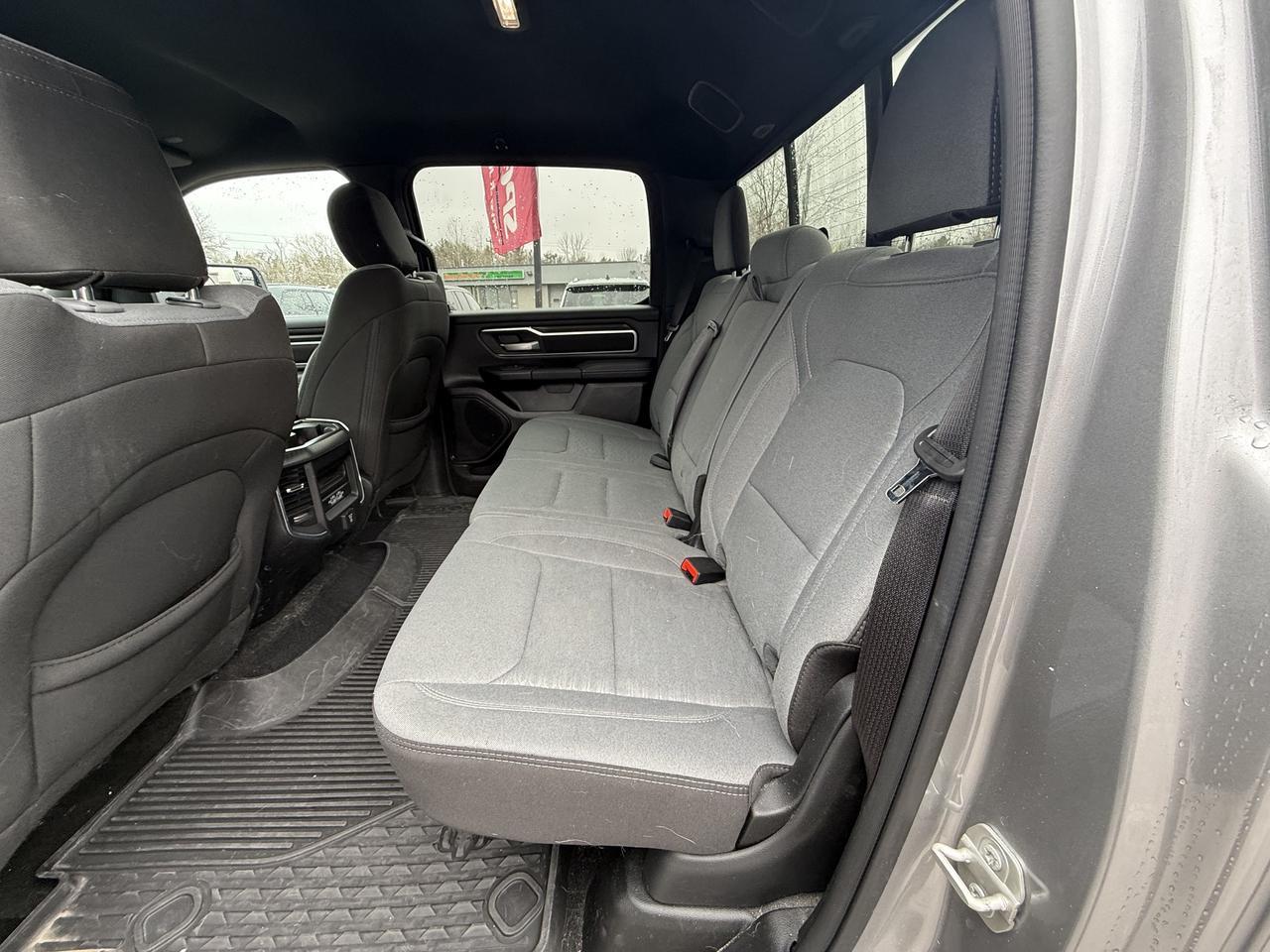 2025 RAM 1500 Big Horn 4x4 Crew Cab 5'7 - Nav - Split Tailgate! Photo
