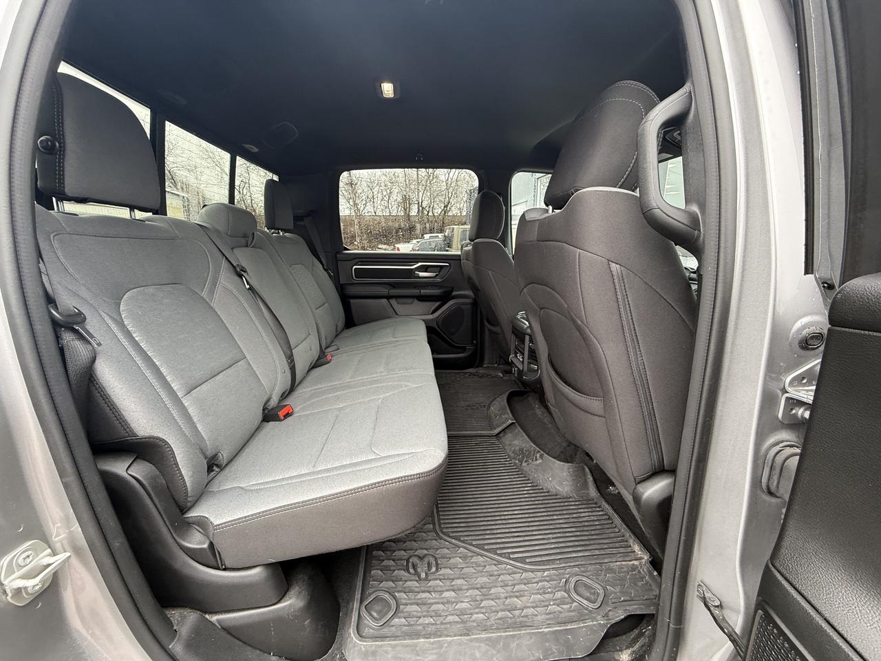 2025 RAM 1500 Big Horn 4x4 Crew Cab 5'7 - Nav - Split Tailgate! Photo
