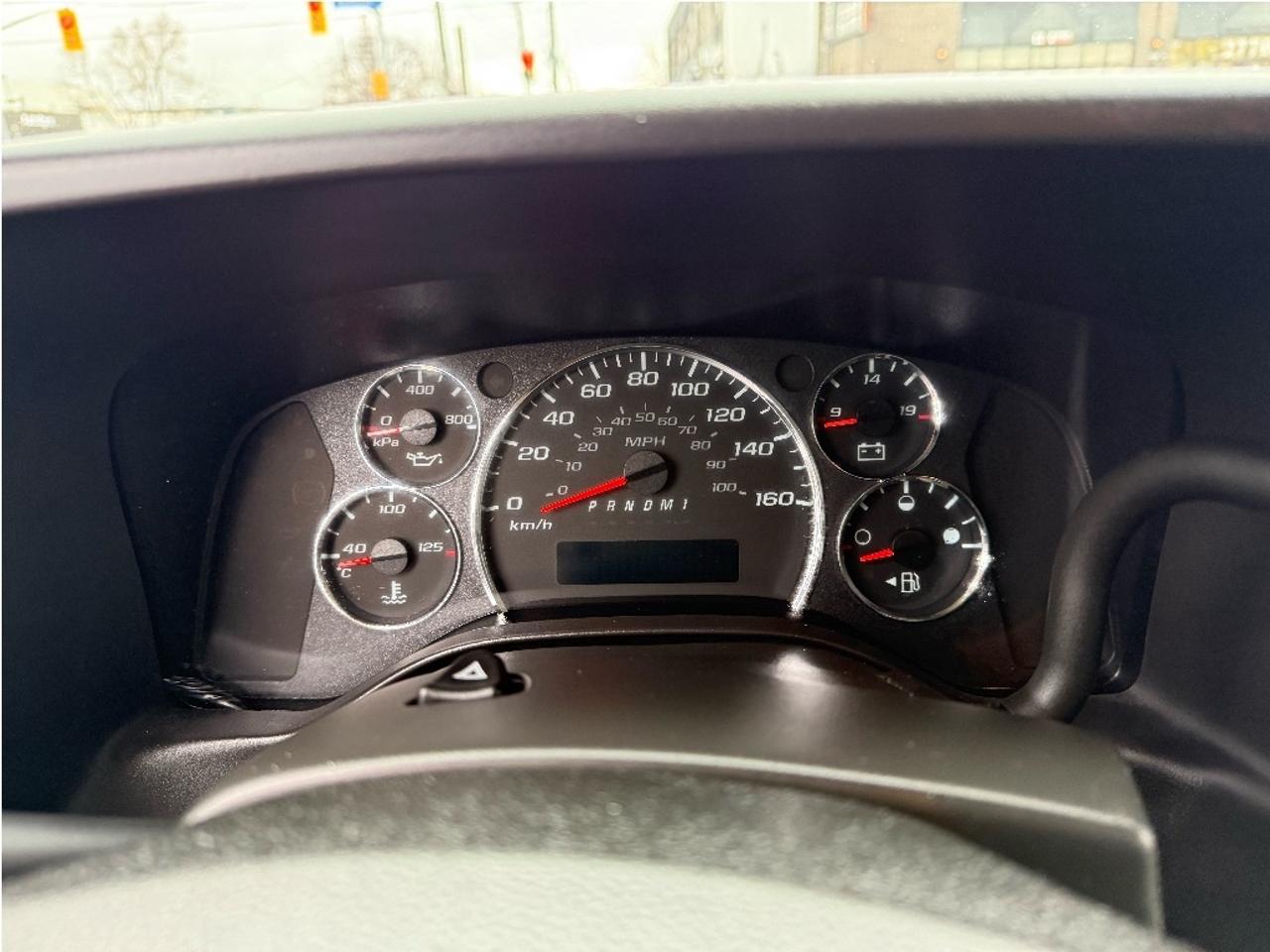 2024 Chevrolet Express 2500 2500 CleanCarfax Warranty Certified LowKMs B.Cam Photo