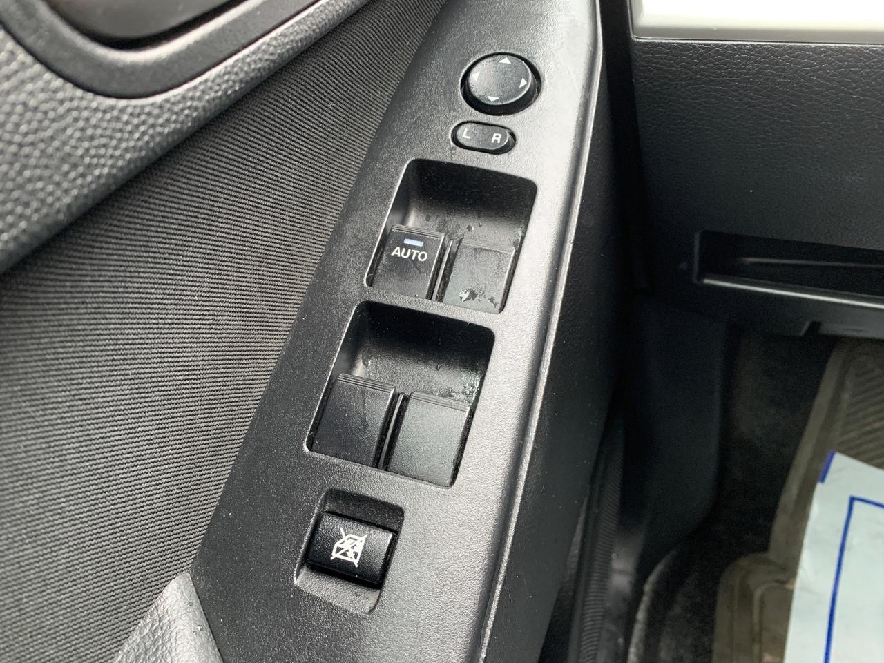 2013 Mazda MAZDA3 4dr Sdn Auto GX Photo