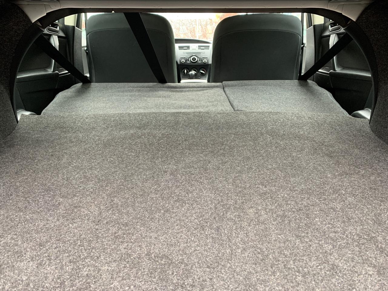 2013 Mazda MAZDA3 4dr Sdn Auto GX Photo