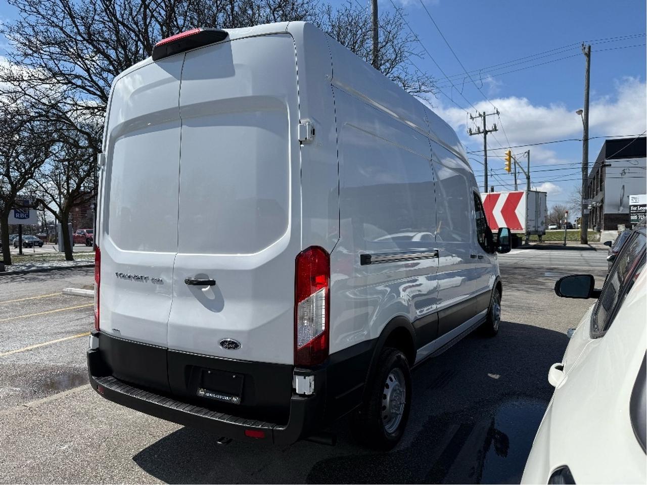 2022 Ford Transit Cargo Van AllWheelDrive T250 148 Hi Roof Warranty LowKM Photo