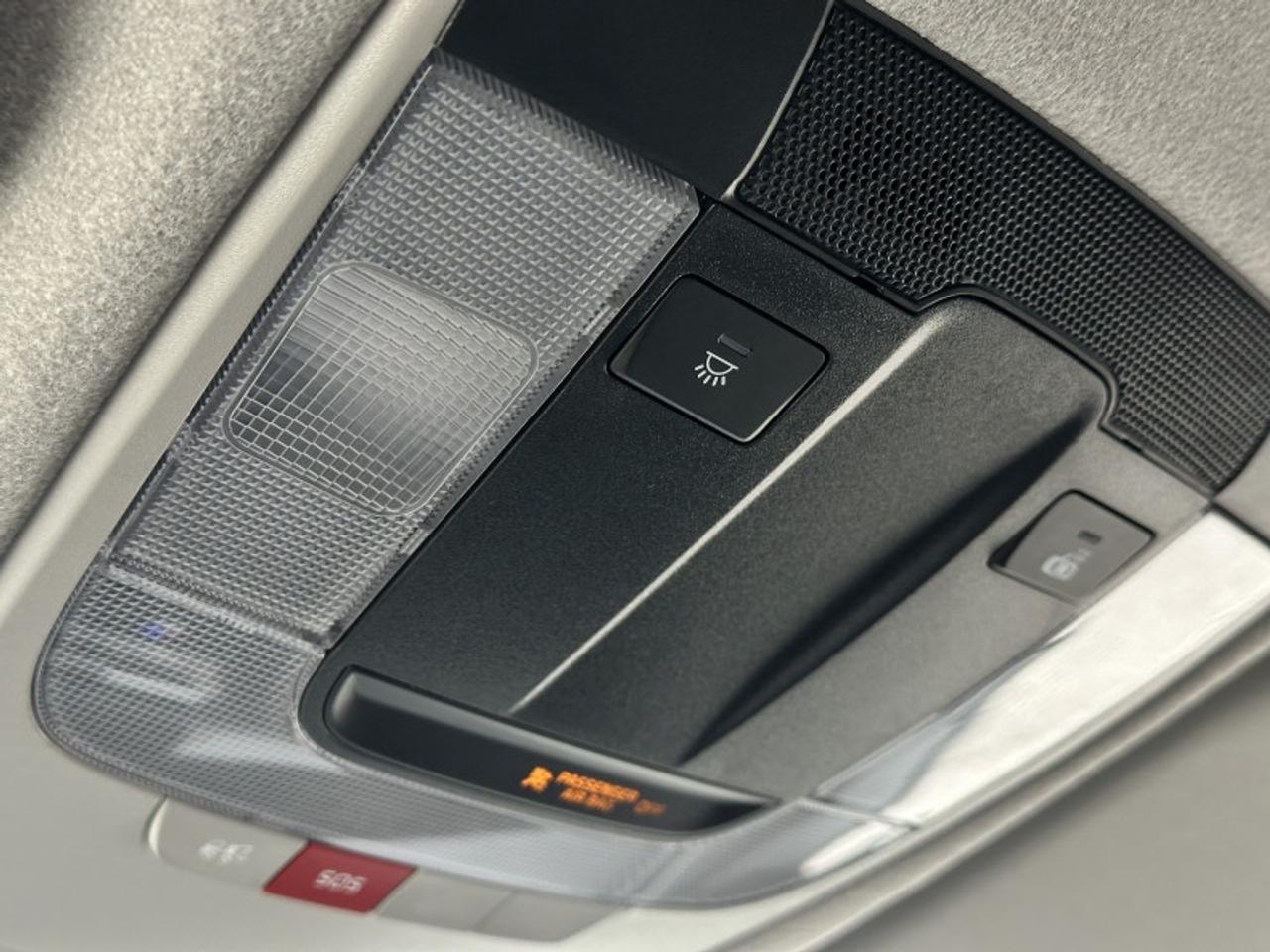 2025 Kia NIRO HEV EX Photo