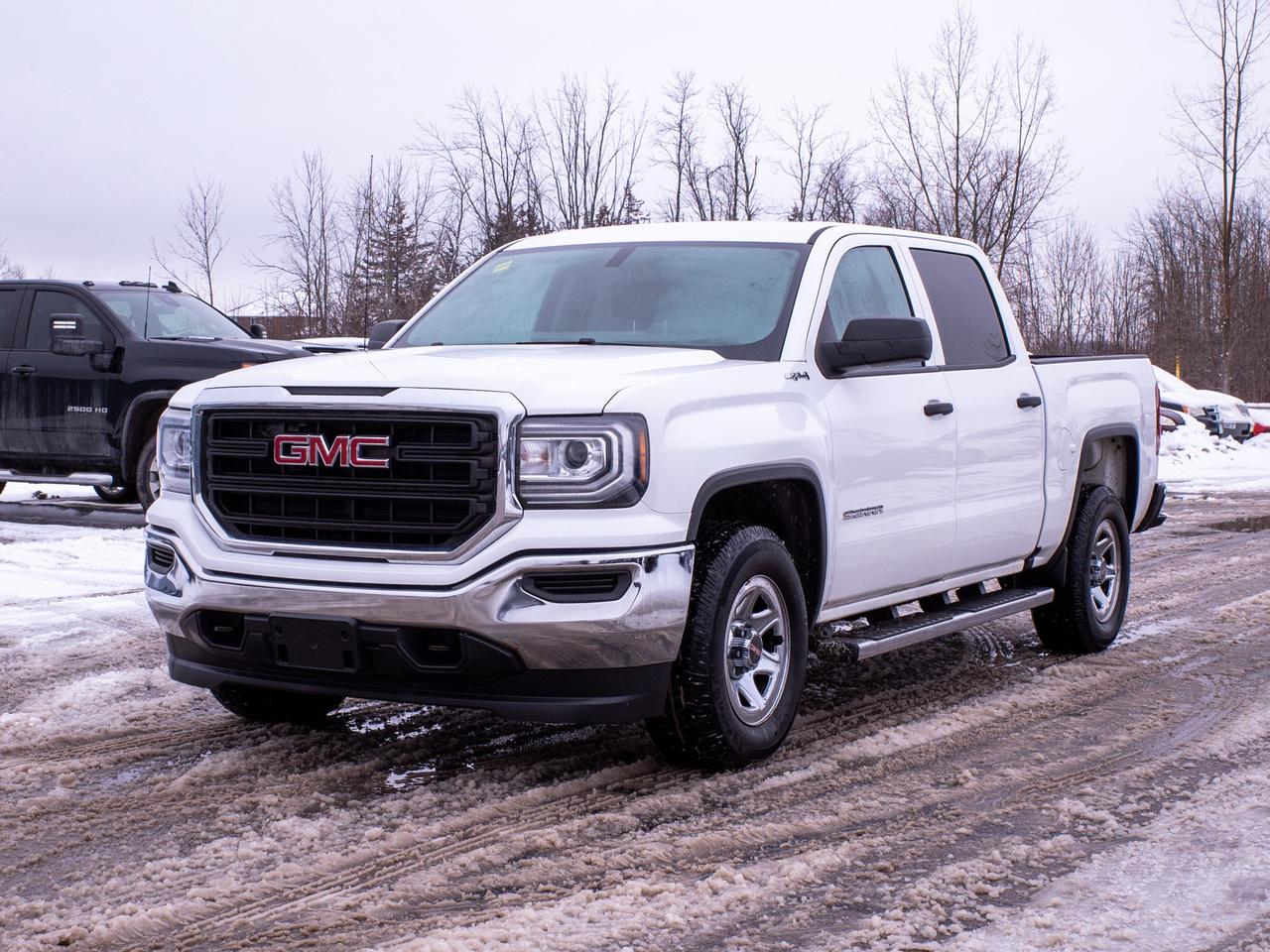 2017 GMC Sierra 1500 - Adjustable Lumbar   Smartphone Integration Photo3