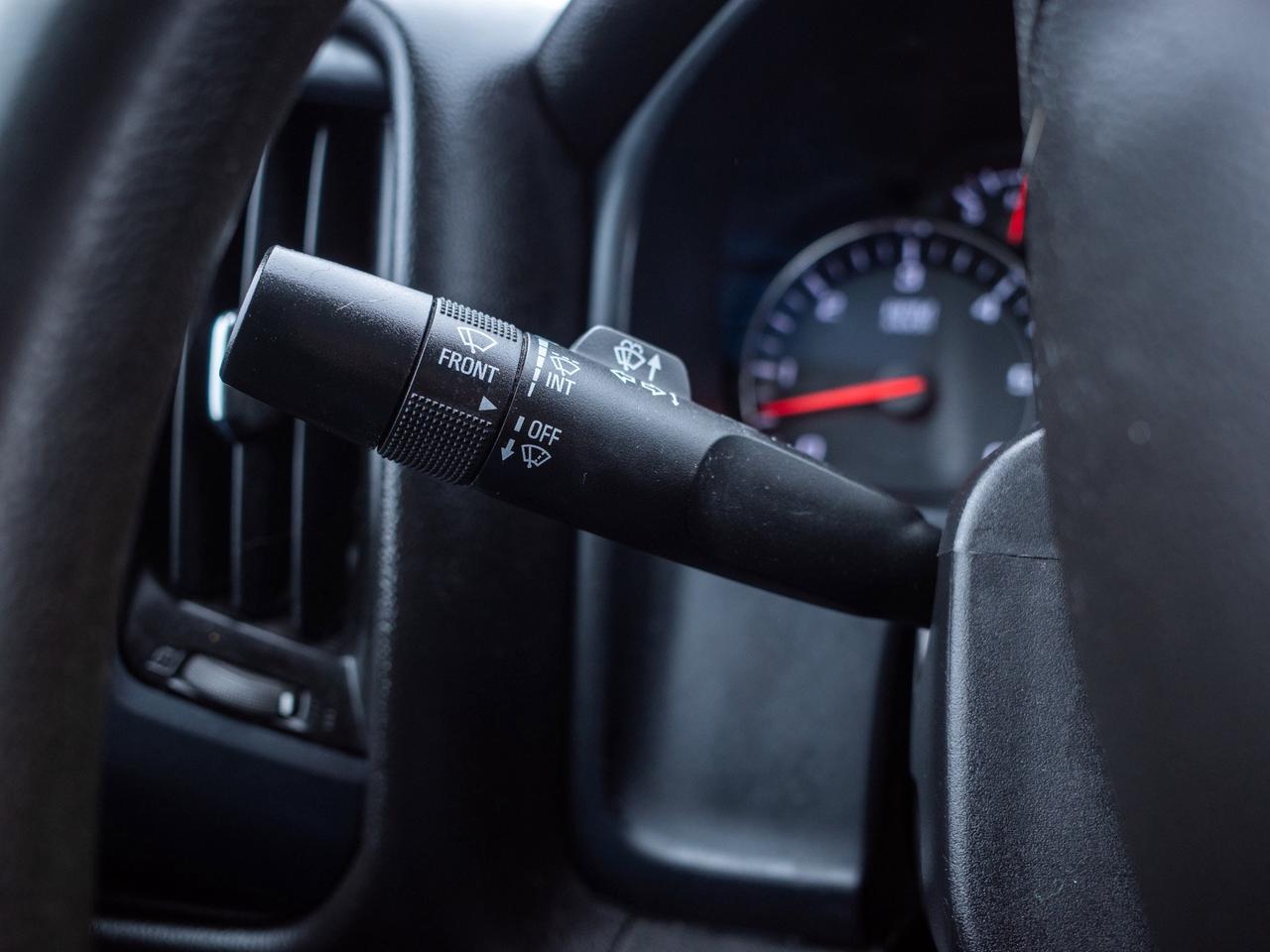 2017 GMC Sierra 1500 - Adjustable Lumbar   Smartphone Integration Photo