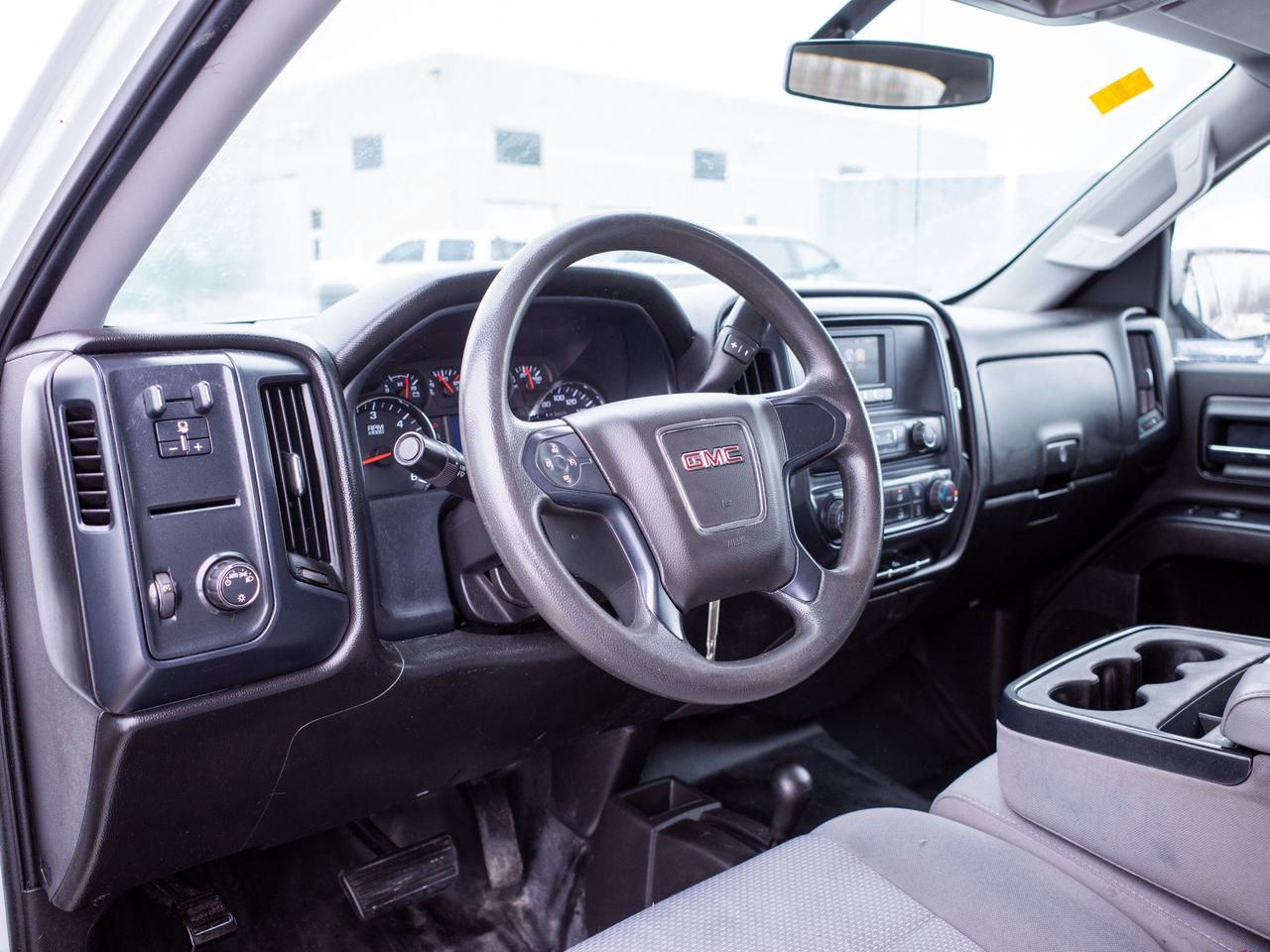 2017 GMC Sierra 1500 - Adjustable Lumbar   Smartphone Integration Photo