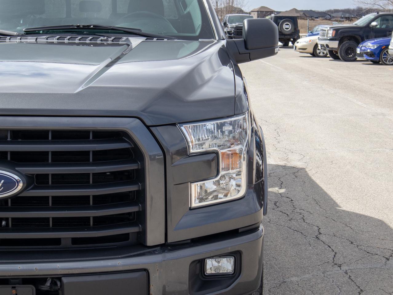 2016 Ford F-150 - Brake Assist   CD Player Photo