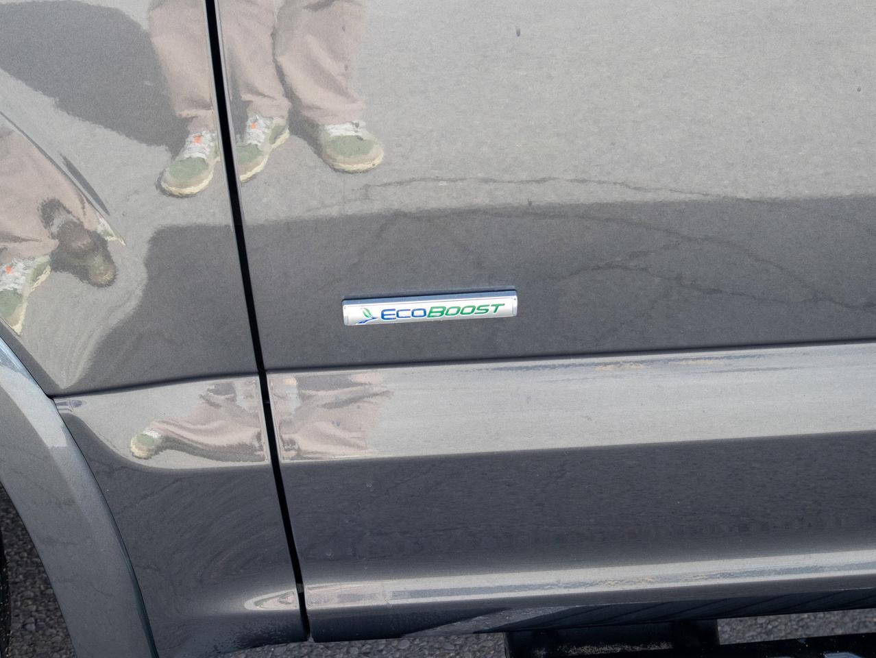 2016 Ford F-150 - Brake Assist   CD Player Photo