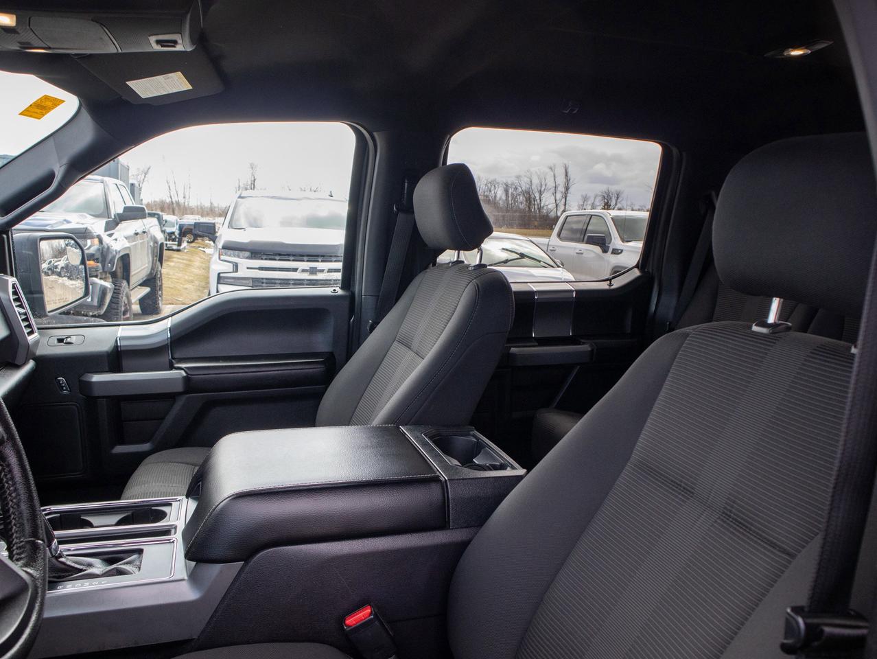 2016 Ford F-150 - Brake Assist   CD Player Photo