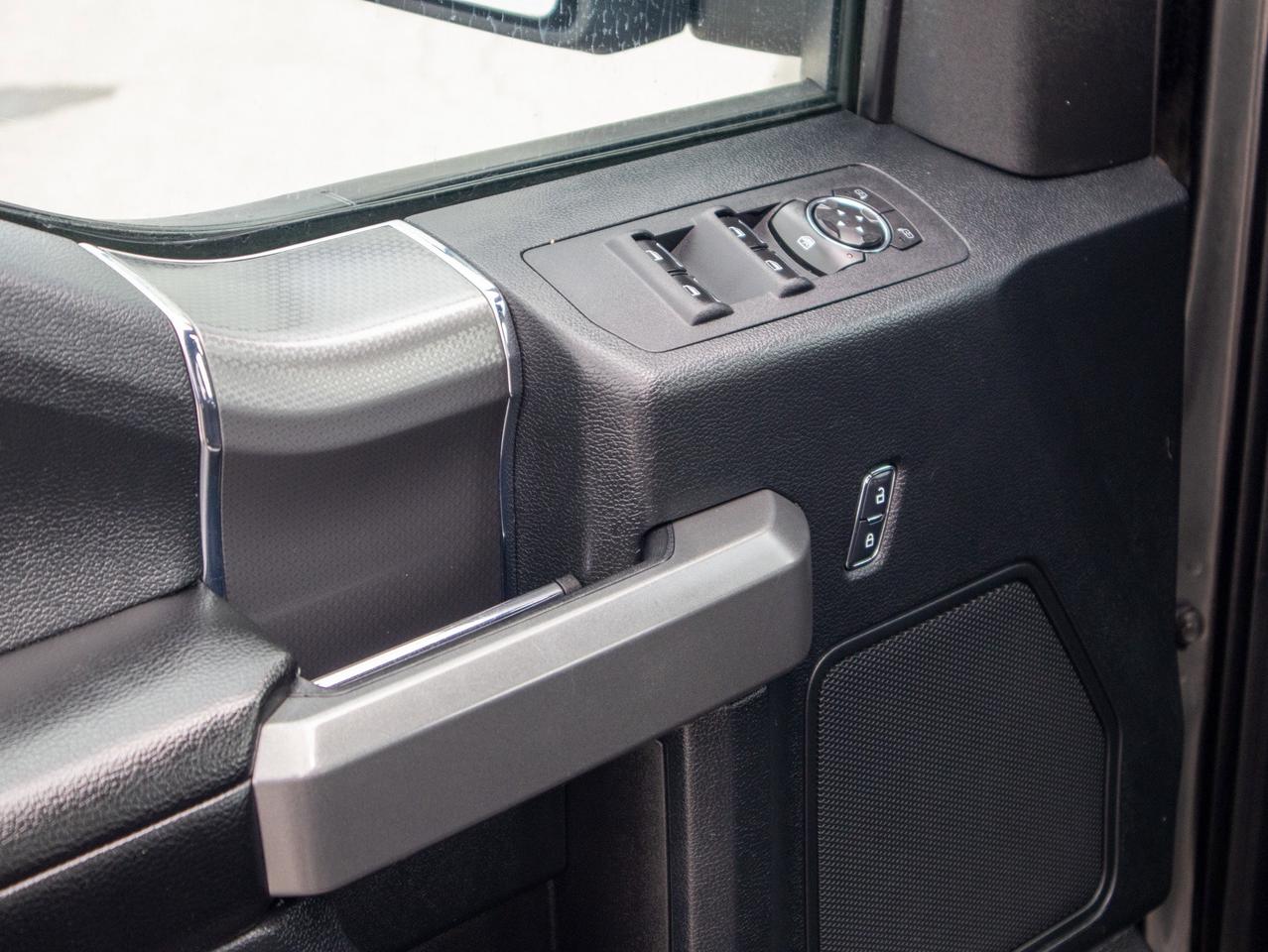 2016 Ford F-150 - Brake Assist   CD Player Photo