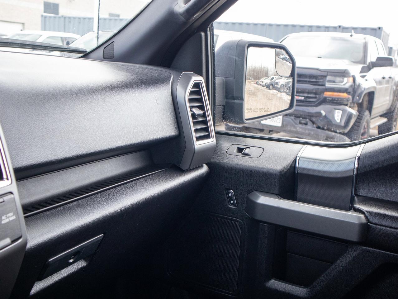 2016 Ford F-150 - Brake Assist   CD Player Photo