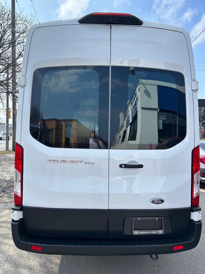 2021 Ford Transit Cargo Van T-250 148 ExtraLongWheelBase Certified Only74KM! Photo3