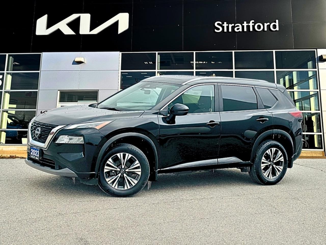 2023 Nissan Rogue SV MOONROOF Photo