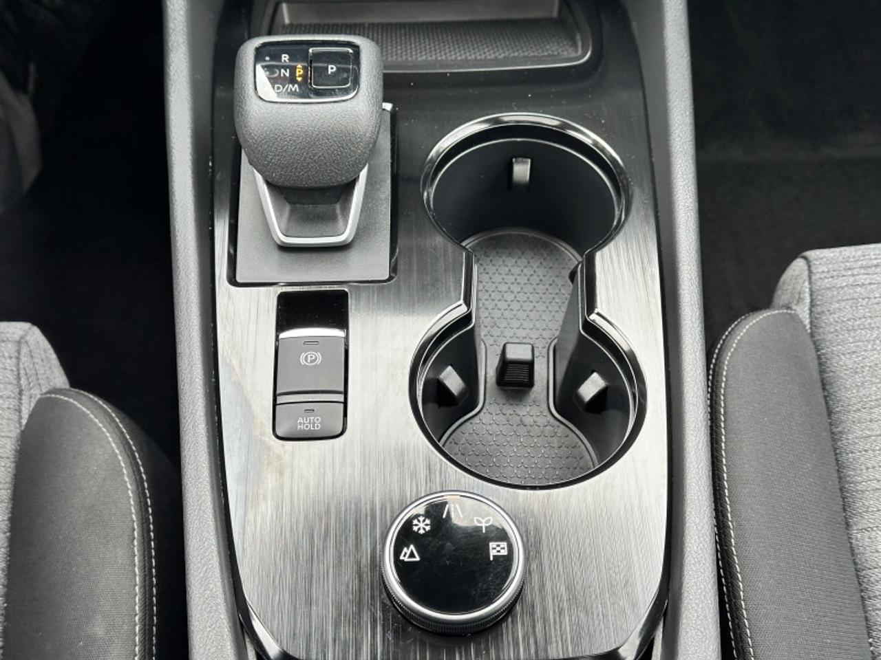 2023 Nissan Rogue SV MOONROOF Photo