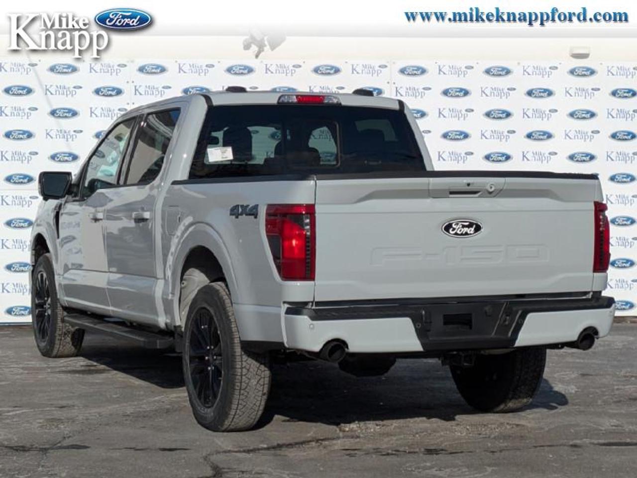 2026 Ford F-150 XLT Photo2