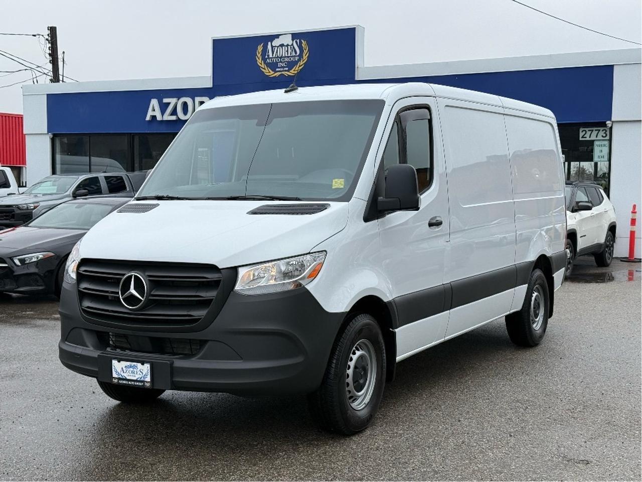 2024 Mercedes-Benz Sprinter Cargo Van 2500 144 LowRoof Diesel Warranty Only13,784km! Photo0
