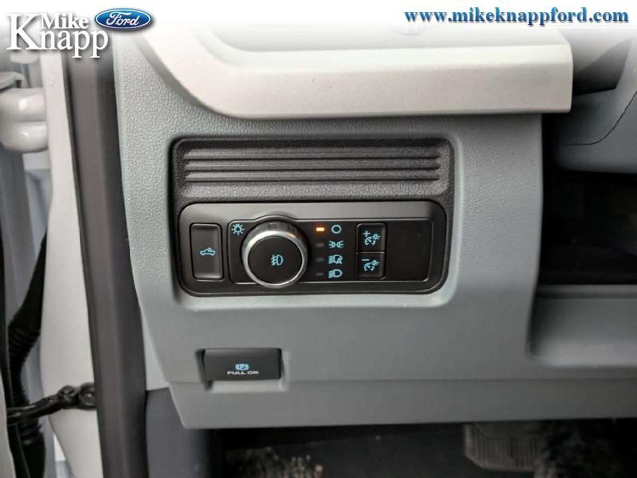 2026 Ford F-250 SUPER DUTY XLT Photo