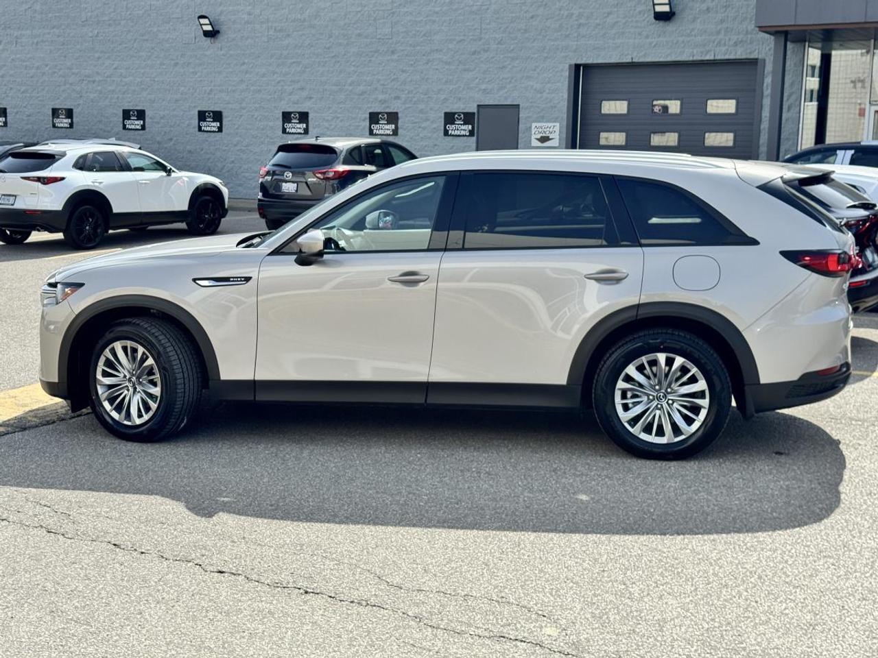 2024 Mazda CX-90 PHEV GS-L PHEV AWD/ EXTENDED WARRANTY/ 3.95% RATE/ CPO Photo