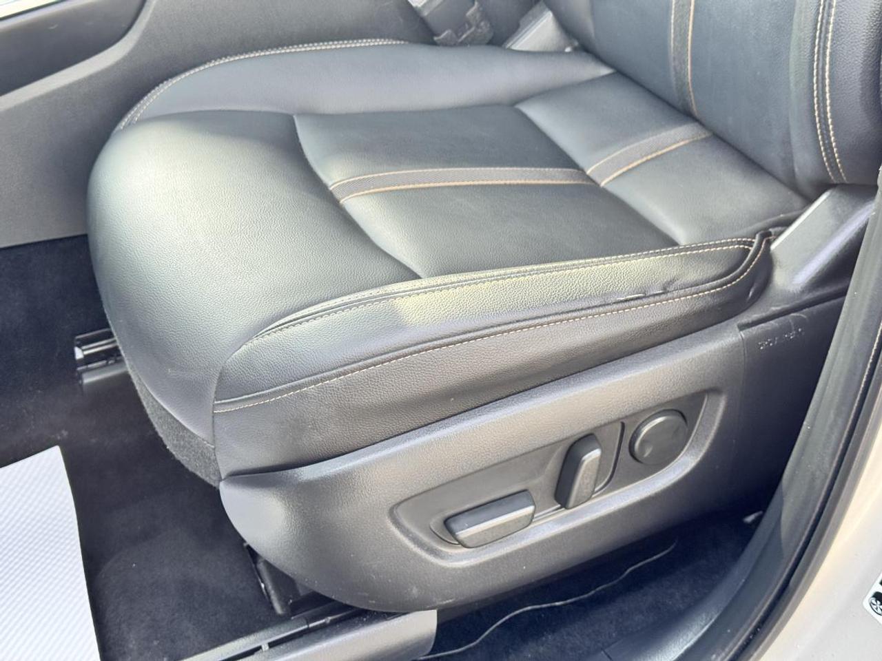 2024 Mazda CX-90 PHEV GS-L PHEV AWD/ EXTENDED WARRANTY/ 3.95% RATE/ CPO Photo