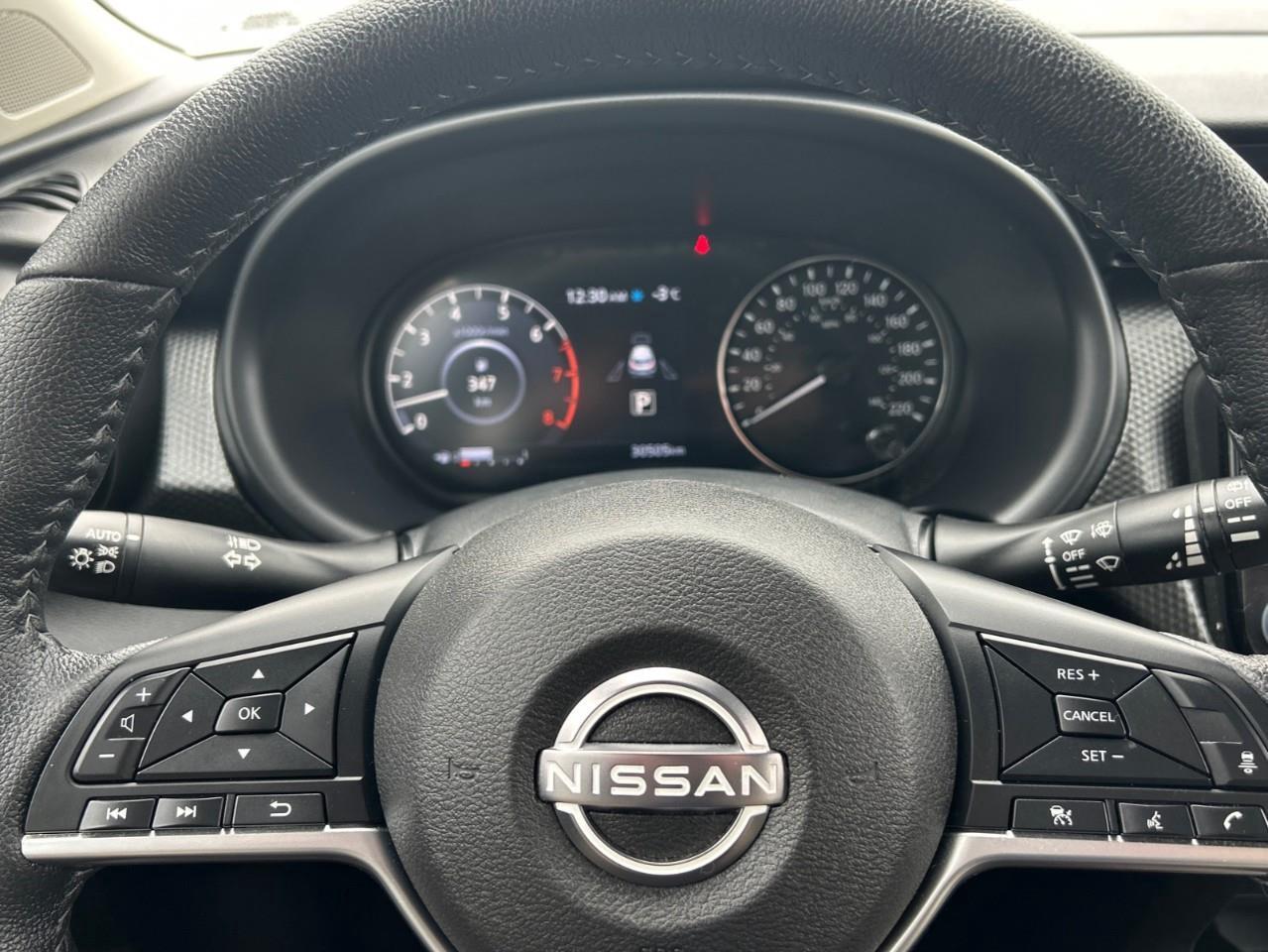 2024 Nissan Kicks SV Photo