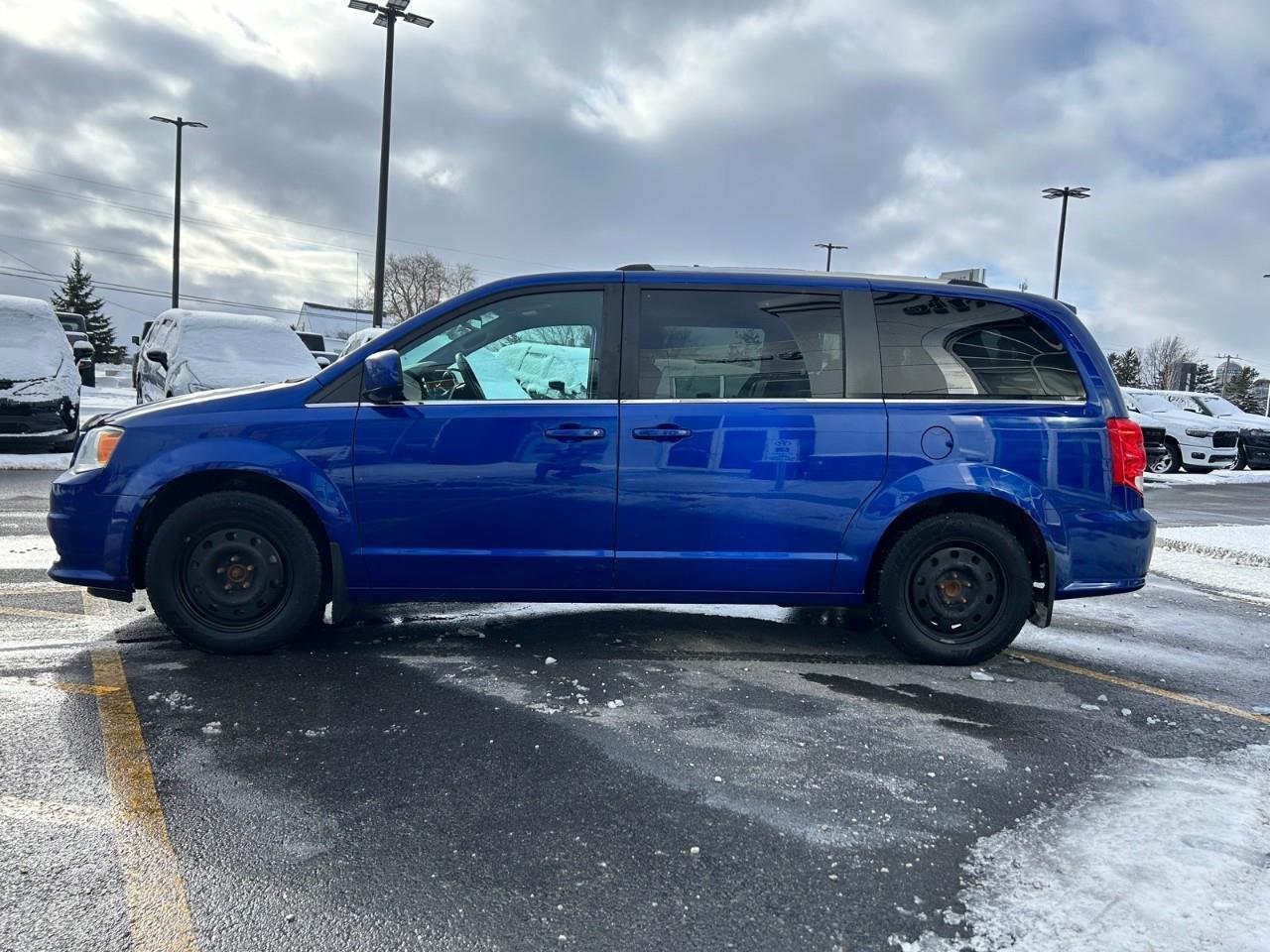 2020 Dodge Grand Caravan PREMIUM PLUS Photo