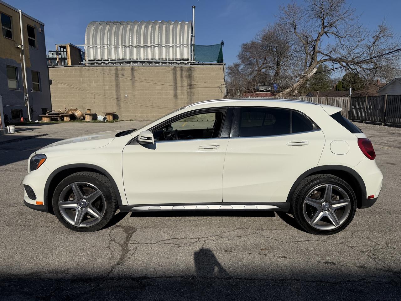 2016 Mercedes-Benz GLA 4MATIC 4dr GLA 250 !! CAR FAX CLEAN !! 131758 KMS Photo