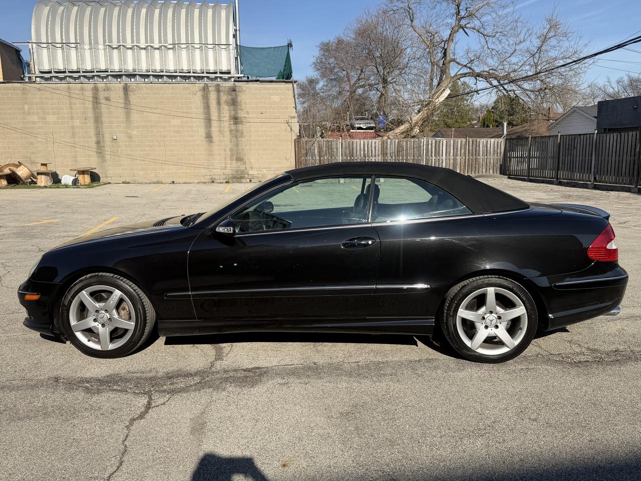 2009 Mercedes-Benz CLK-Class 2dr Cabriolet 3.5L !! 120930 KMS !!! CAR FAX CLEAN Photo