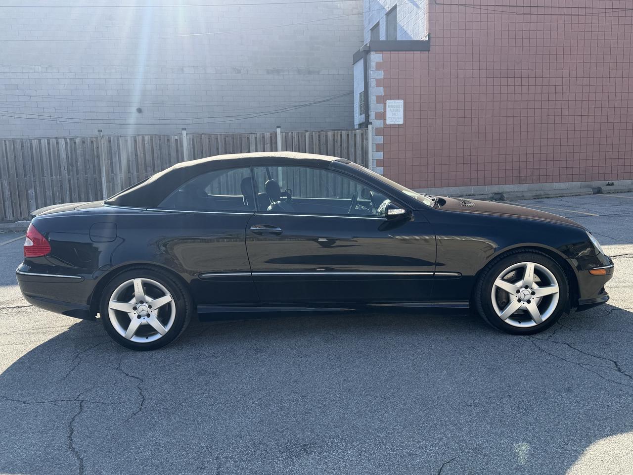 2009 Mercedes-Benz CLK-Class 2dr Cabriolet 3.5L !! 120930 KMS !!! CAR FAX CLEAN Photo