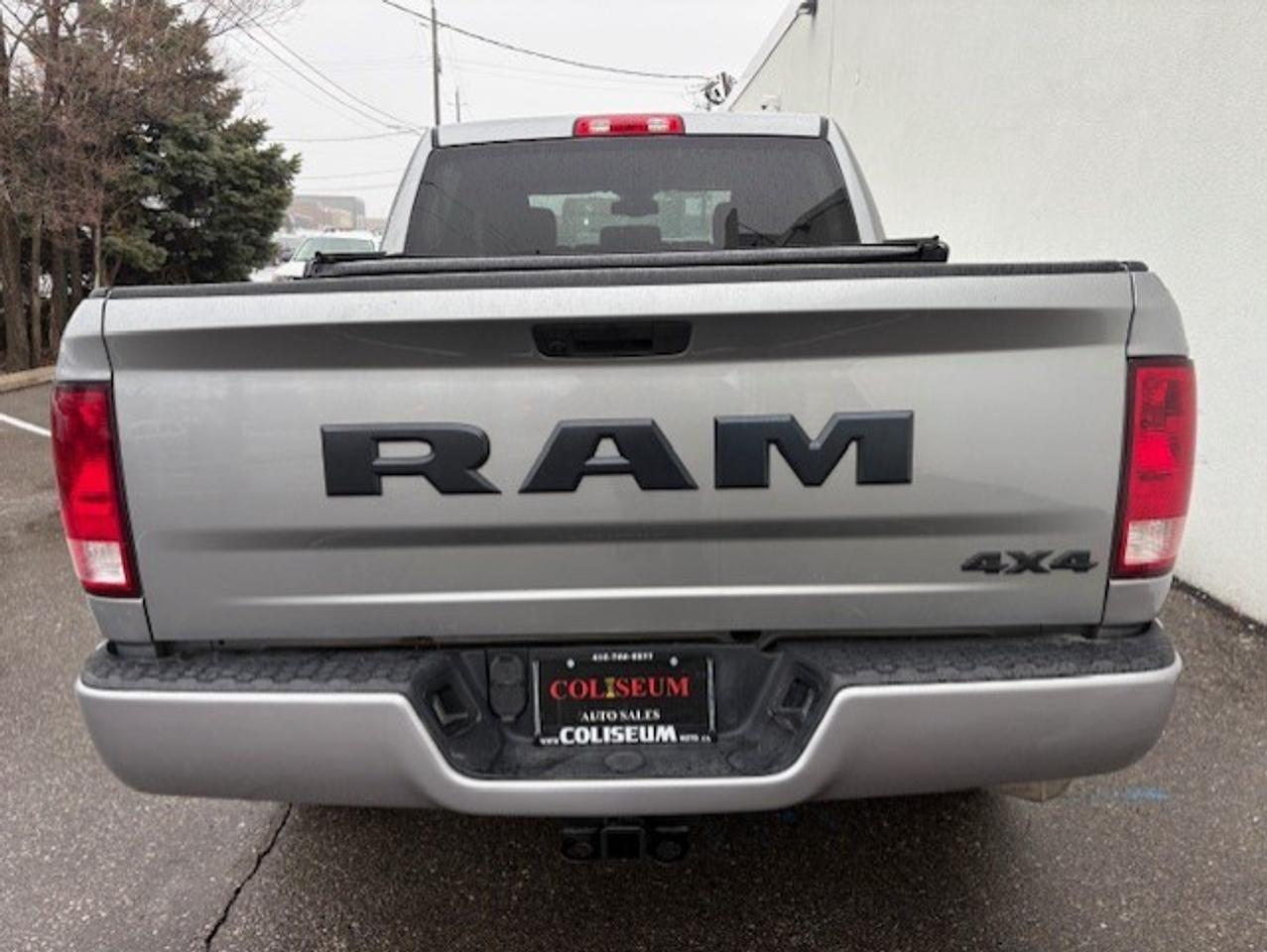 2021 RAM 1500 Classic 4X4 CREW CAB-TONNEAU-CAMERA-HEATED SEATS-NEW TIRES Photo3